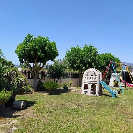 Katerinas Private Hotel 2*